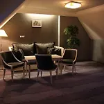 ヴァヴェル ホテル 3*